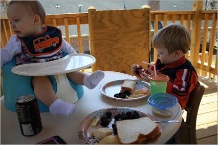 lunch outside 014