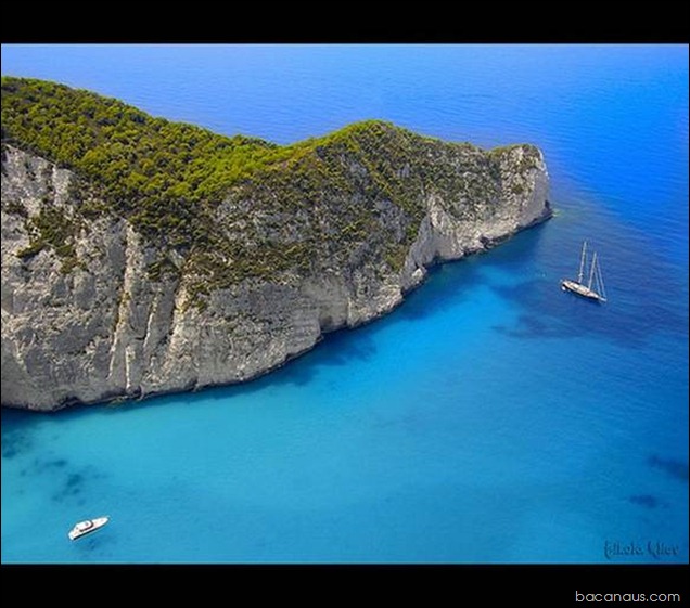 Navagio Beach bacanaus 3