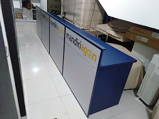 Meja Kantor Dengan Branding Stiker Furniture Kantor Semarang