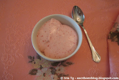 receta de mousse de fresa postre fácil y rápido