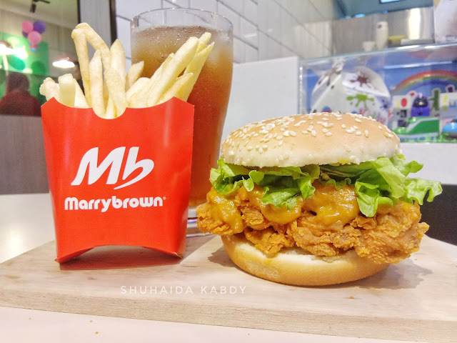 Menu Terbaru Marrybrown Salted Egg Meal Yang Istimewa