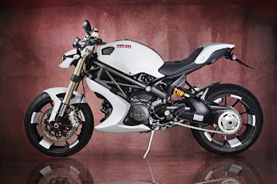 Ducati Monster 1100 EVO Bulgari moto inspirada no louva-deus 