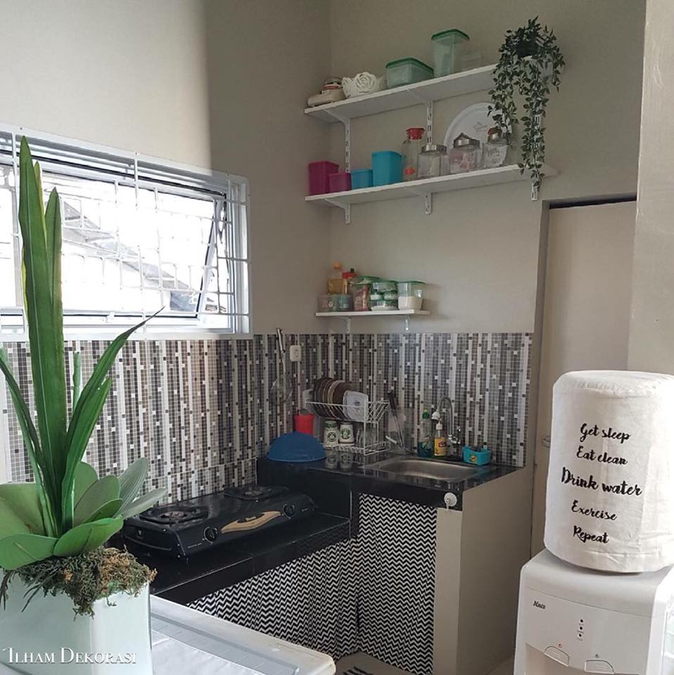 Lihat Inspirasi Foto  Dapur  Mungil Cantik  Rumah Minimalis 