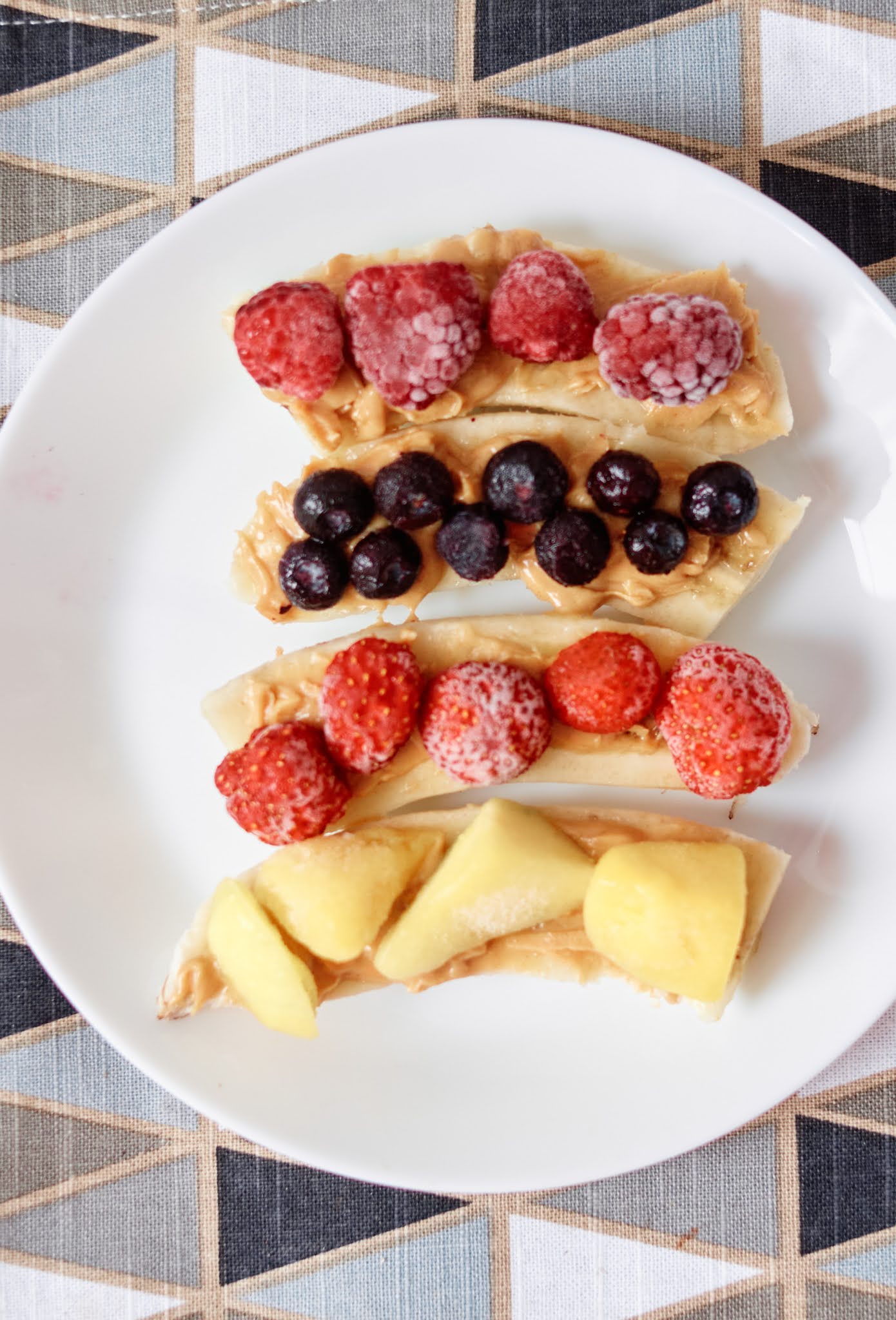 How to Make Fruity Banana Boats for a Healthy Kids Snack ...