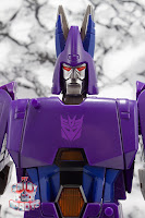 Transformers Generations Selects Cyclonus & Nightstick 04