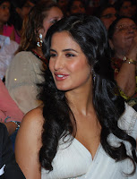 Katrina, Kaif, Looks, Super, Hot, In, White, Saree, At, The, Rajiv, Gandhi, Awards