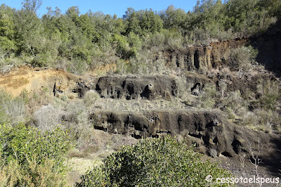 El volcà de la Banya del Boc i Rocacorba des de la vall de Llémena