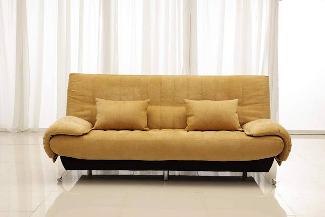 Hình ảnh cho bộ sản phẩm sofa phòng khách nhỏ giá rẻ với gam màu vàng nhạt rất hợp phong thủy mệnh Thổ