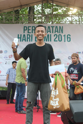Pamer diatas Panggung