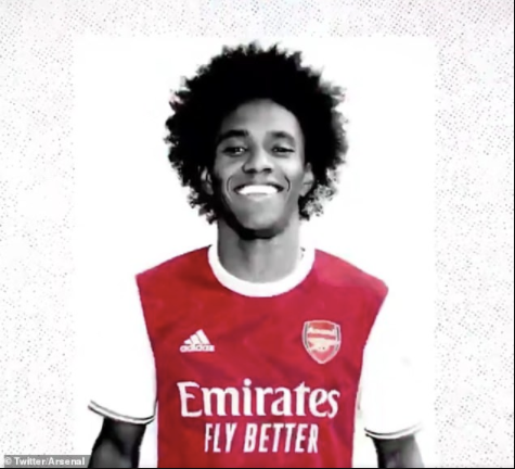 Arsenal confirm signing of ex-Chelsea winger Willian on a 3-year deal