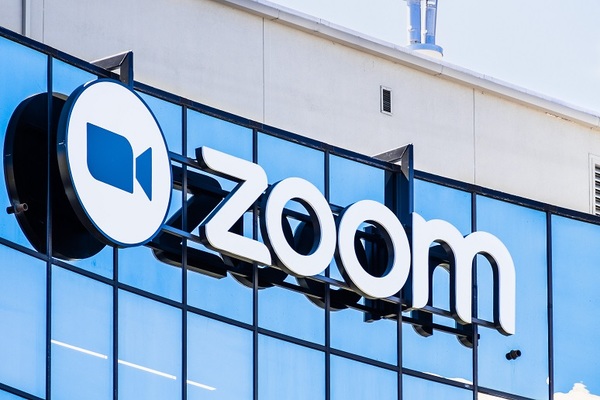 Zoom تختبر نظام عمل هجين لمواجهة رفض الموظفين العودة للمكاتب
