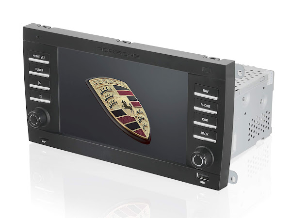 Porsche Classic Communication Management Plus disponível para a primeira geração do Cayenne (modelos 2003–2008)