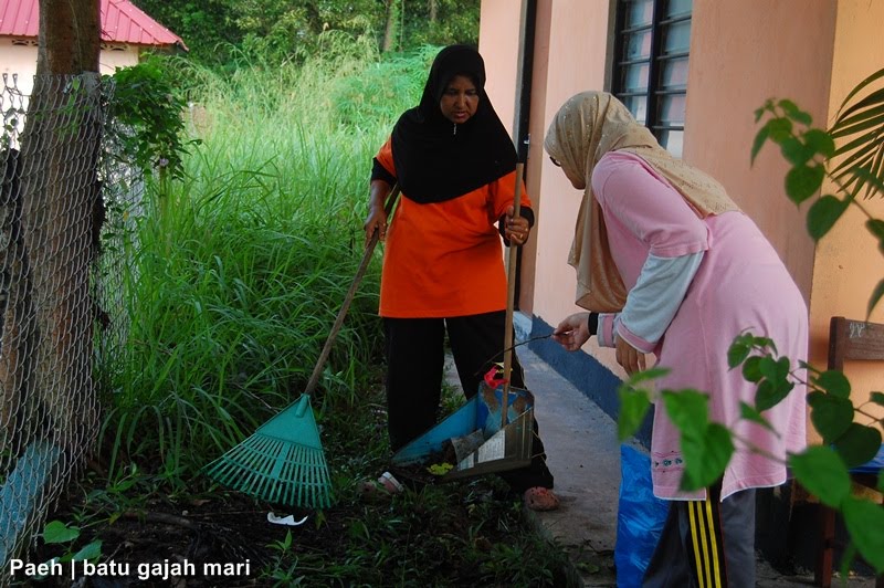 Rumah Orang- Orang Tua Islam diabai