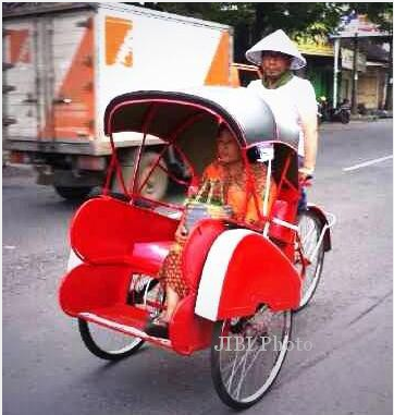 Wiranto Menyamar Jadi Tukang Becak