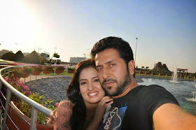 Asma Iqbal with son sexy
