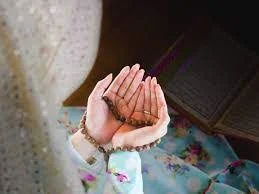 Prayer Pic Girls - Prayer Pic Download - Boy Girls Prayer Pic - Praying Pic - monajat er pic - NeotericIt.com