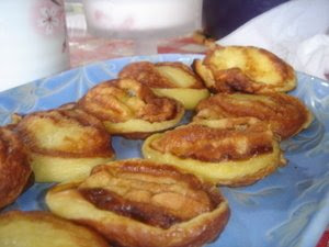 Manlaksam.setalam batu seraup emas: Kuih Akok (lagi 