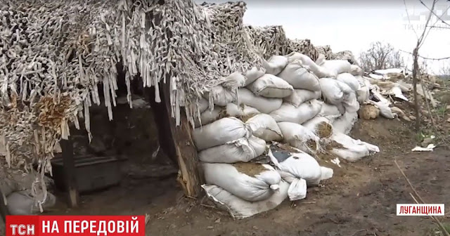 Навіть миші тікають у бліндаж: до ворожих обстрілів на Донбасі додався холод