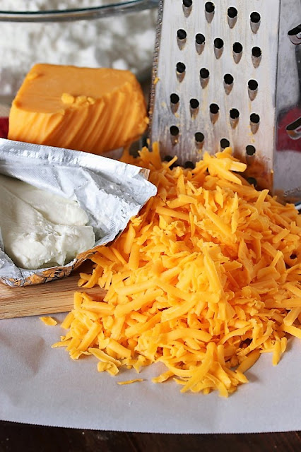 Grated Cheddar Cheese Image