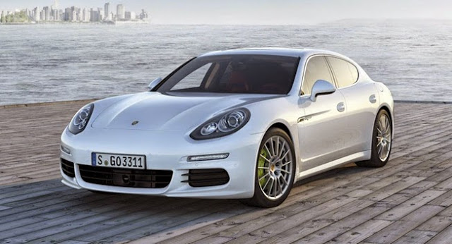 2016 Porsche Panamera