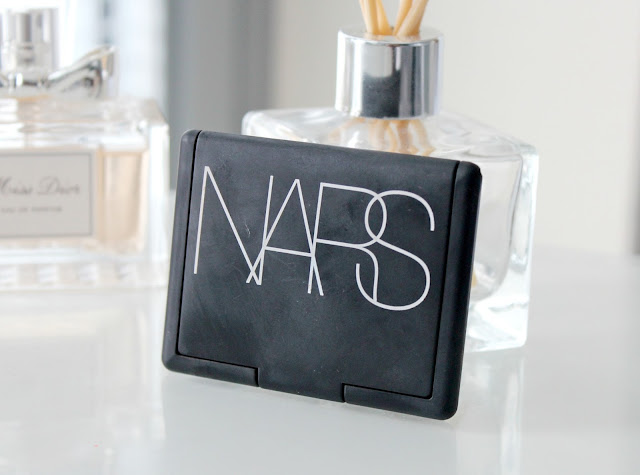 NARS Gina Blush Review, NARS Gina Blush Review and Swatches, UK Beauty Blog, Beauty Blog Review, Makeup Reviews, NARS Blusher, NARS Peach Blush