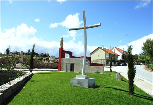 Glória Ishizaka - Vila do Touro - NS Caminhos 1