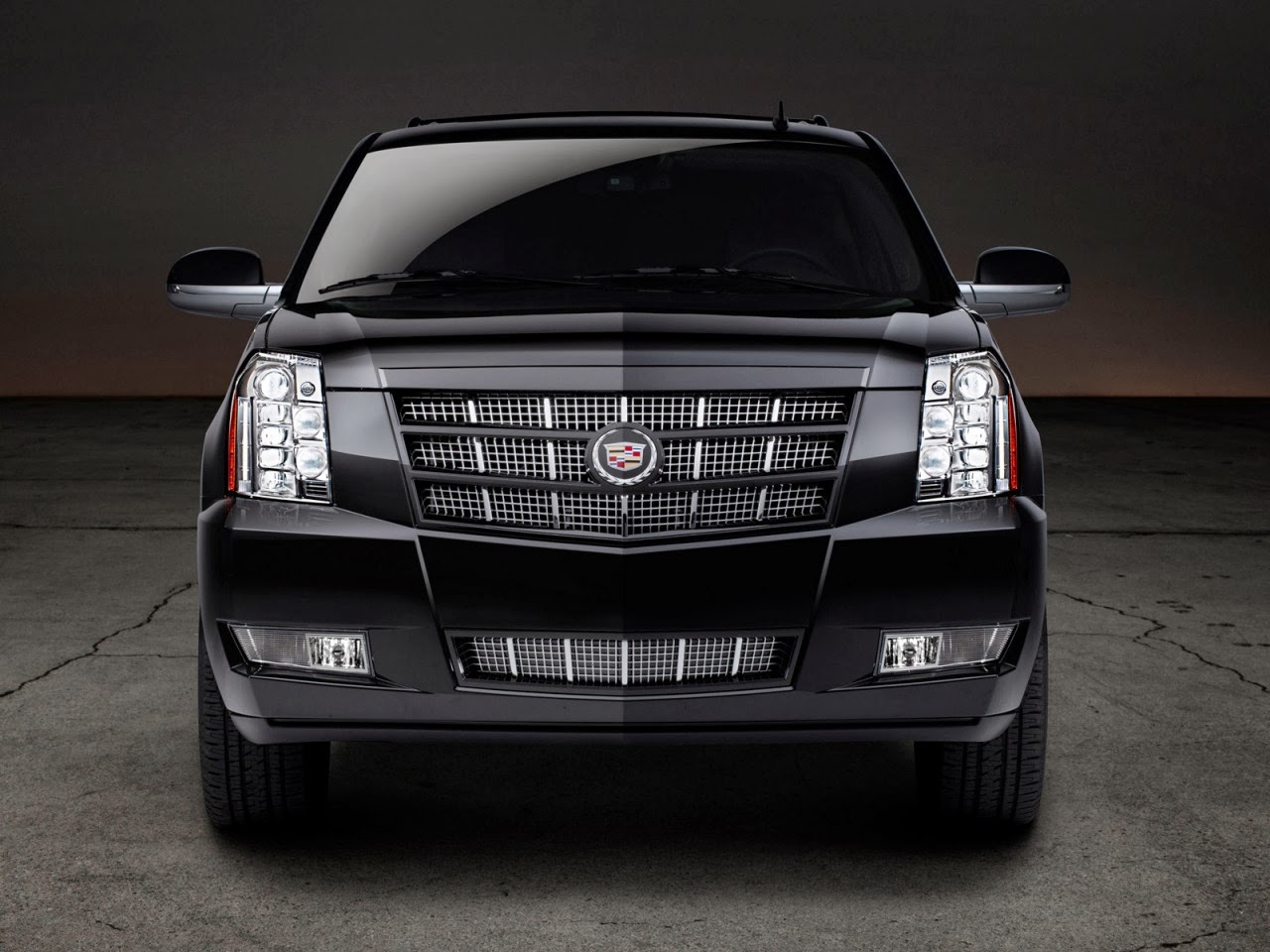 http://www.crazywallpapers.in/2014/02/cadillac-escalade-2012-premium-best.html