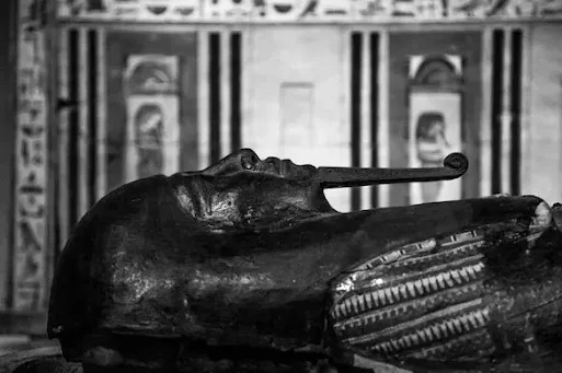 Die Geheimnisse des schwarzen Granitsarkophags von Alexandria: Ägyptens größte Mysterien