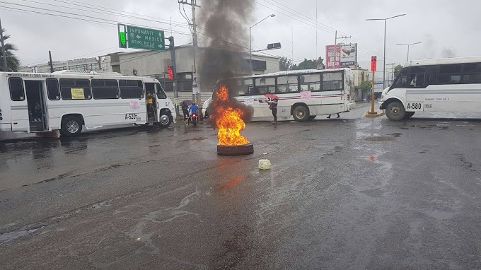 VIDEO: Manifestación de normalistas en Oaxaca 