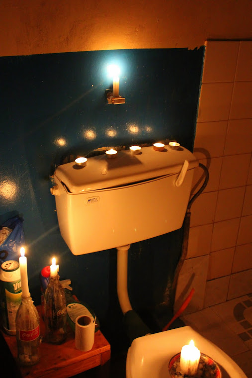 Unser Badezimmer bei Stromausfall.