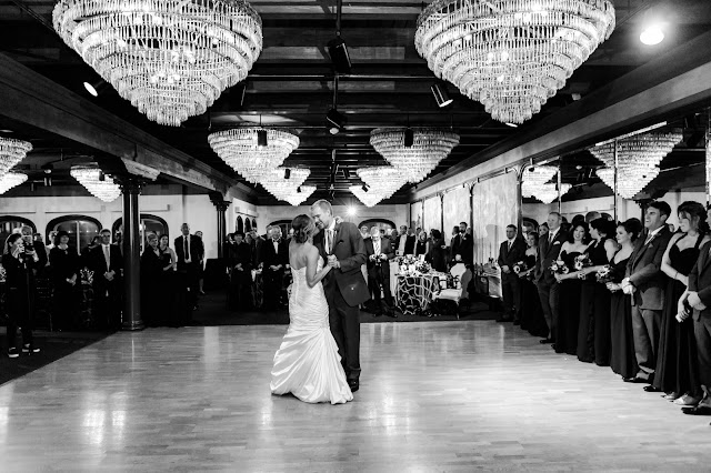 1840s Ballroom Baltimore MD Wedding | Photos by Heather Ryan Photography