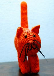 http://www.ravelry.com/patterns/library/dikkie-dik