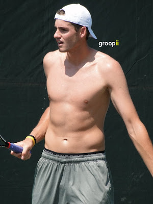 John Isner was shirtless on the practice court at Miami Open in 2011