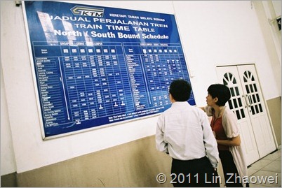 11.06.27 - Train to Johor (21)