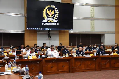 Kepala Bakamla RI Laporkan Pelaksanaan Patroli Bersama Di Komisi I DPR RI