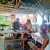 Babinsa Koramil 02 Muara Siberut kembali melaksanakan Komunikasi Sosial (Komsos) bersama masyarakat desa Maileppet 