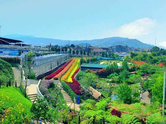  tempat wisata anak bandung timur terbaru  28 Tempat Wisata di Bandung Paling Populer, Instagrammable dan Kekinian