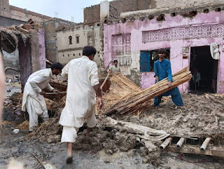 removing debris from homes rain 2022