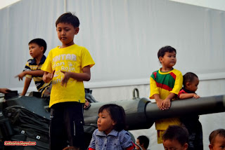 berita foto pameran alutsista tni