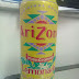 Um suco que impressiona bem mais pelo seu latão do que pelo seu conteúdo... bebendo AriZona Lemonade em Empório Chinatown