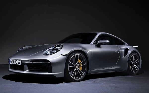 Porsche 911 Turbo S Coupé 2020