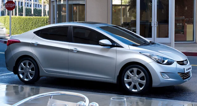 Hyundai Elantra 2012 - lateral