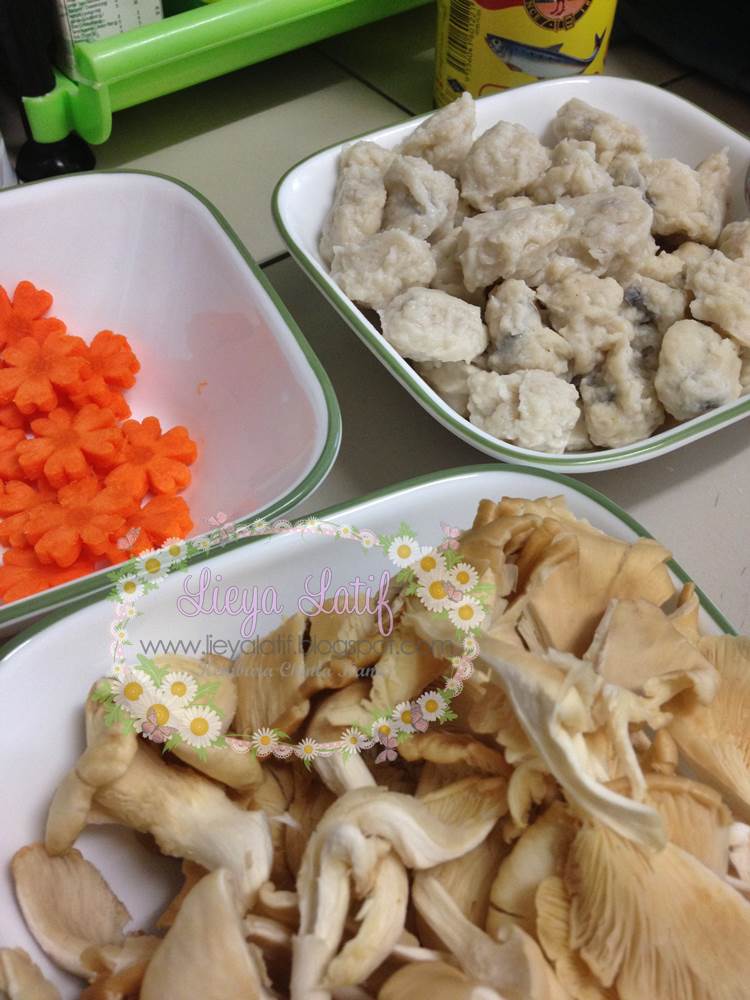 Jom buat sendiri fishball.  ~♥~ kembara chynta kami