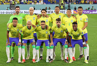 SELECCIÓN DE BRASIL. Temporada 2022-23. Alisson Becker, Richarlison, Marquinhos, Danilo, Thiago Silva, Casemiro. Éder Militão, Neymar, Raphinha, Lucas Paquetá, Vinícius. SELECCIÓN DE BRASIL 4 SELECCIÓN DE LA REPÚBLICA DE COREA 1 Lunes 05/12/2022, 20:00 horas. XXII Copa Mundial de fútbol de la FIFA Catar 2022, octavos de final. Doha, Catar, estadio 974: 43.847 espectadores. GOLES: ⚽1-0: 7’, Vinícius Júnior. ⚽2-0: 13’, Neymar, de penalti. ⚽3-0: 29’, Richarlison. ⚽4-0: 36: Lucas Paquetá. ⚽4-1: 76’, Paik Seung-ho.