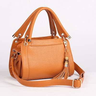 handbags, purses, leader bags, pouch, fashionable, ladies handbags, professional handbags, laptop handbags