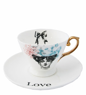  vintage teacup "love"