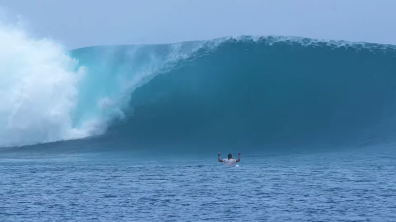 SUPER HEAVY WAVE SESSION - TELESCOPES MENTAWAI