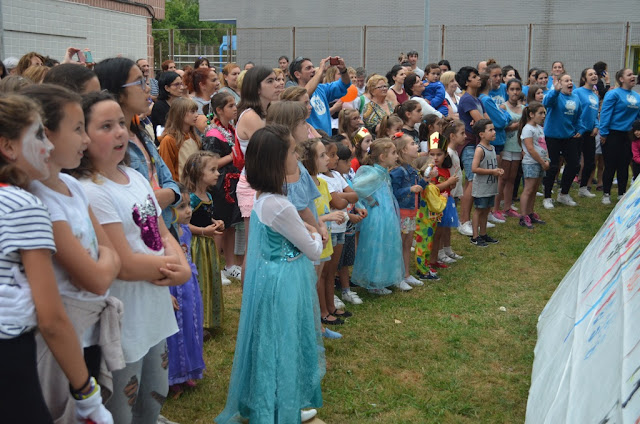 Llano vive sus fiestas al ritmo del baile urbano