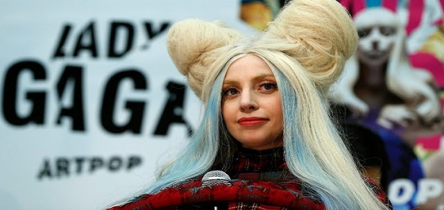 Parfum Terbaru Lady Gaga Terbuat dari Air Seninya