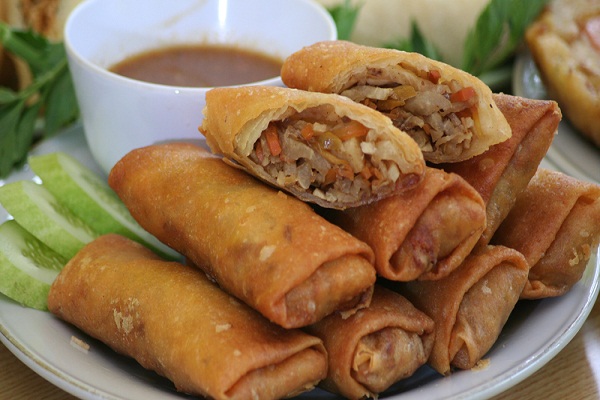 Photo How to Make Spring Rolls from Sibolga City